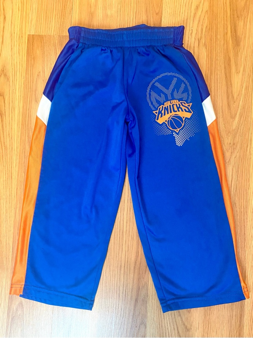 🏀NBA UNK NEW YORK KNICKS TRACK PANTS SWEATPANTS SIZE 4 BOYS NY KNICKS BASKETBALL